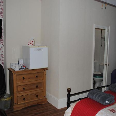 Somerton Guest House Lowestoft Bagian luar foto